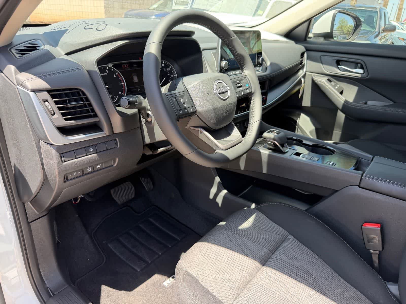 New 2026 Nissan Rogue SV FWD image 2