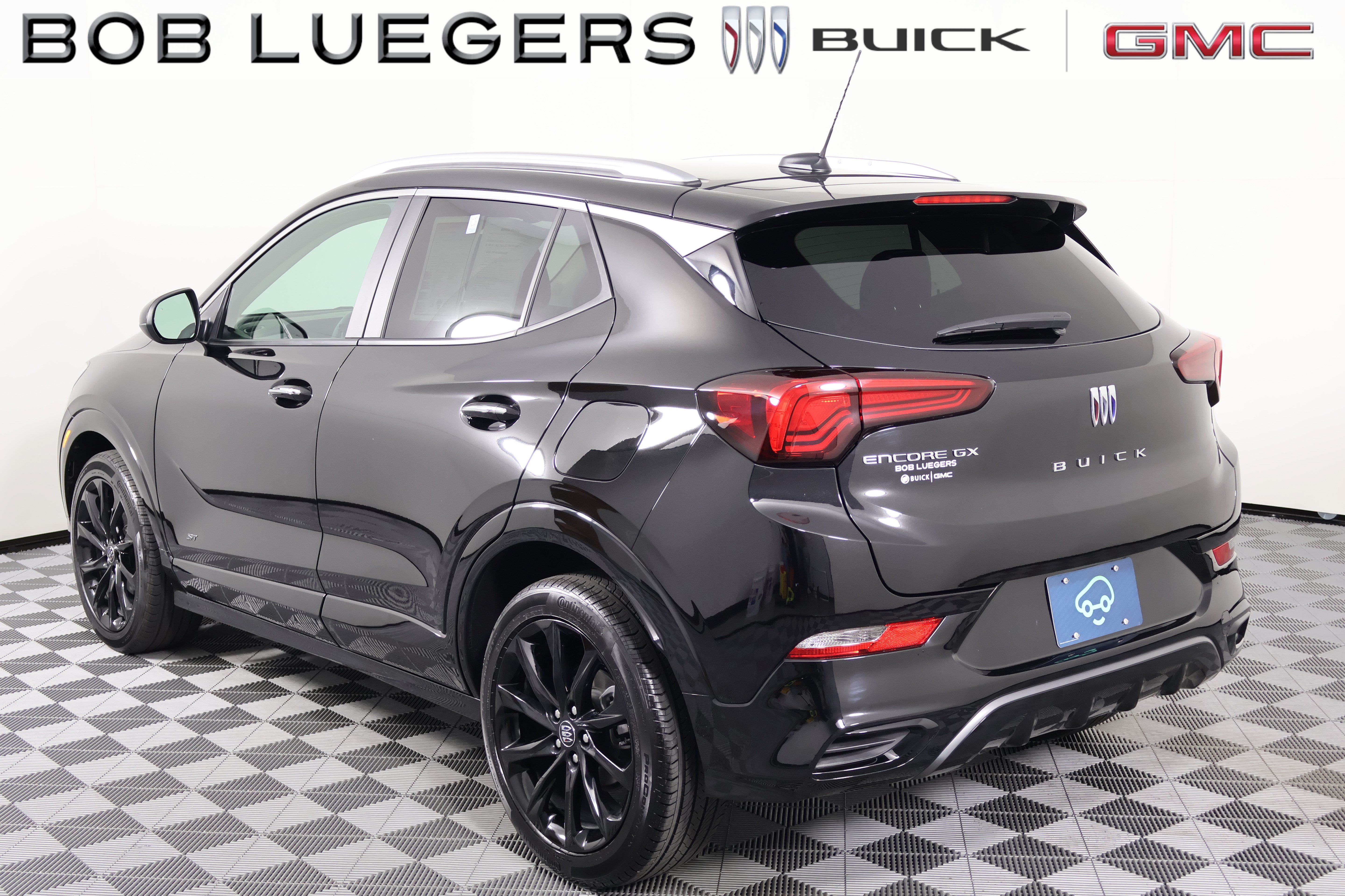 Certified 2026 Buick Encore GX Sport Touring w/ Comfort Package FWD image 4