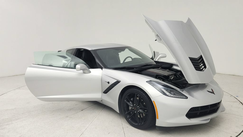 Certified 2019 Chevrolet Corvette Stingray Coupe w/ Carbon Flash Badge Package RWD image 9