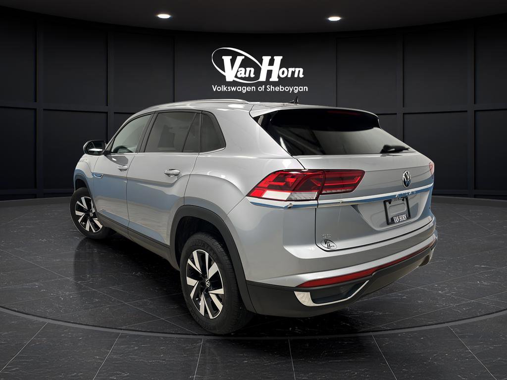 Used 2023 Volkswagen Atlas Cross Sport SE image 5