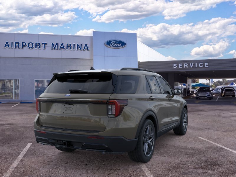 New 2026 Ford Explorer ST-Line w/ ST-Line Street Pack RWD image 8
