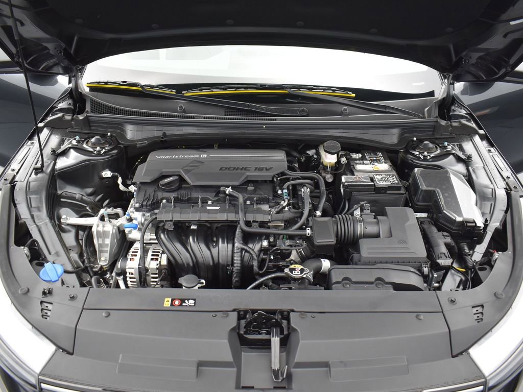 Certified 2025 Kia K4 GT-Line Turbo FWD image 12