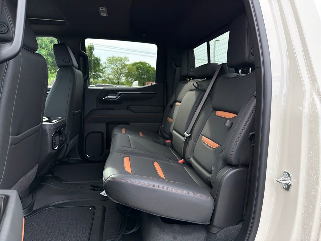 New 2026 GMC Sierra 1500 AT4 w/ AT4 Premium Package image 9