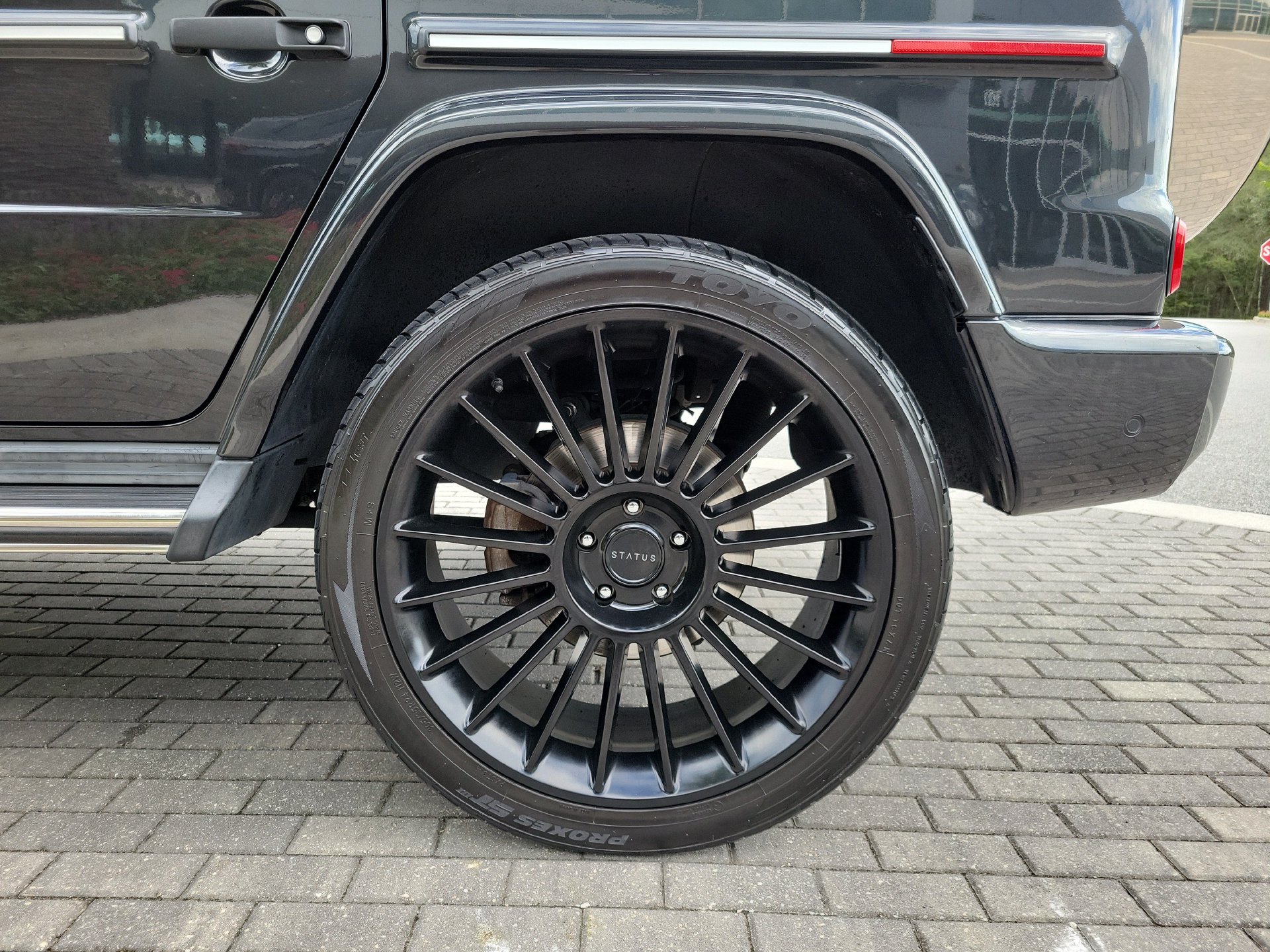 Used 2020 Mercedes-Benz G 550 image 9