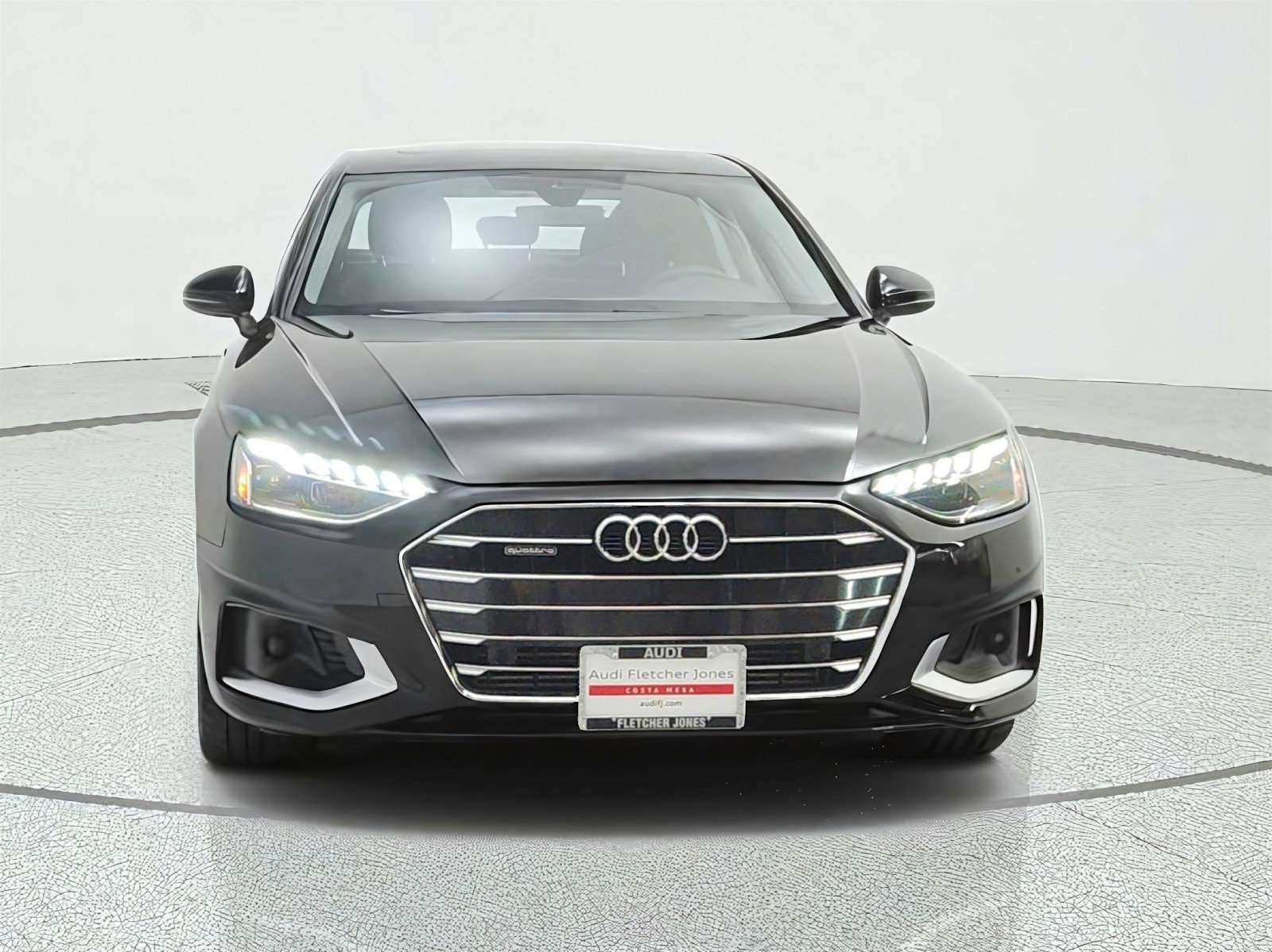 Used 2023 Audi A4 2.0T Premium w/ Convenience Package AWD/4WD image 2