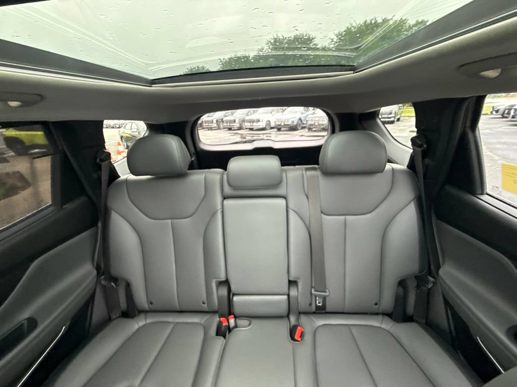Used 2023 Hyundai Santa Fe SEL w/ Premium Package AWD/4WD image 27