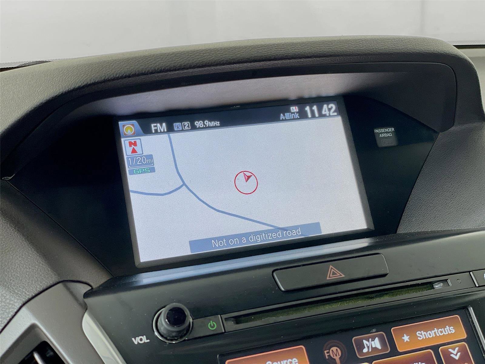 Used 2016 Acura MDX SH-AWD w/ Technology Package image 17