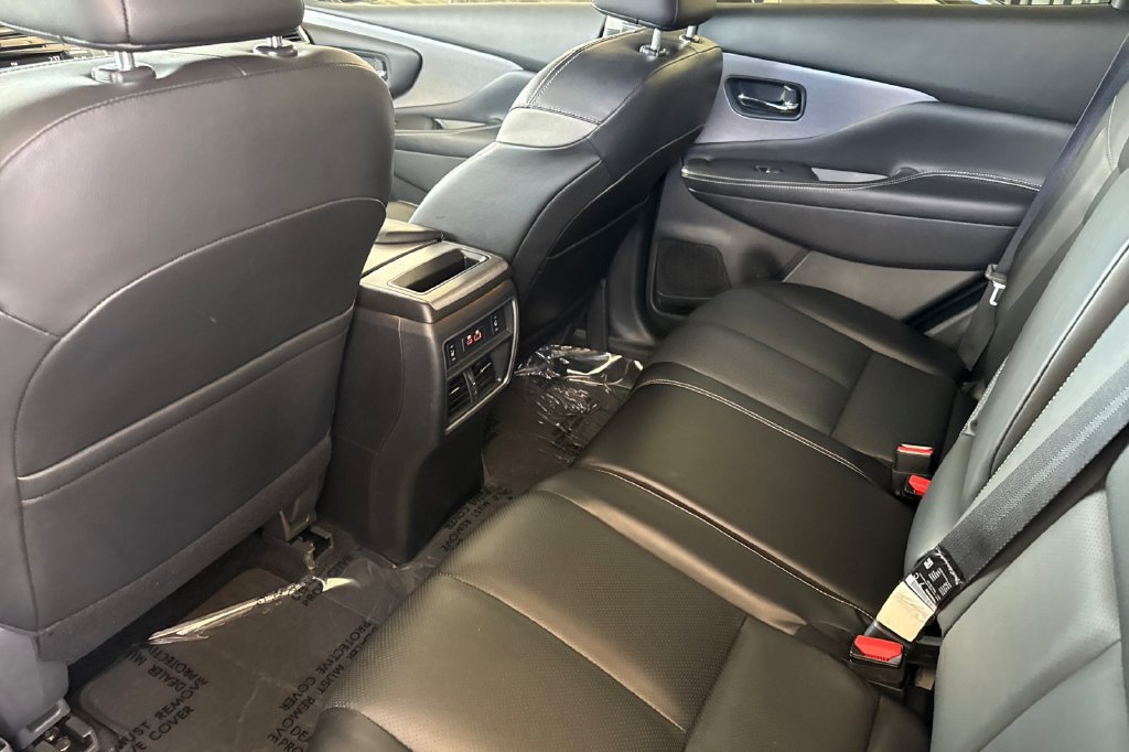 Certified 2023 Nissan Murano SL w/ SL Moonroof Package AWD/4WD image 12