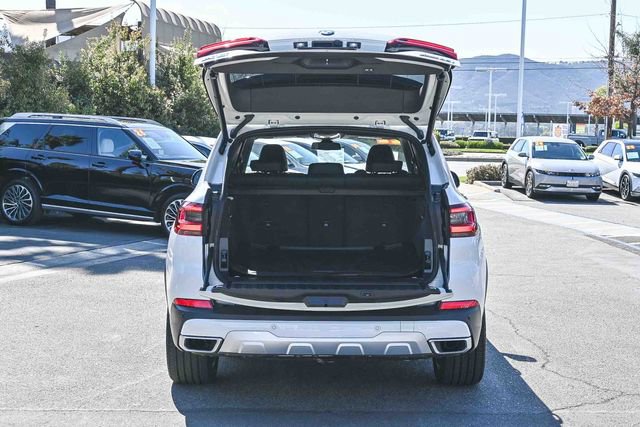 Used 2022 BMW X5 xDrive40i w/ Premium Package image 10