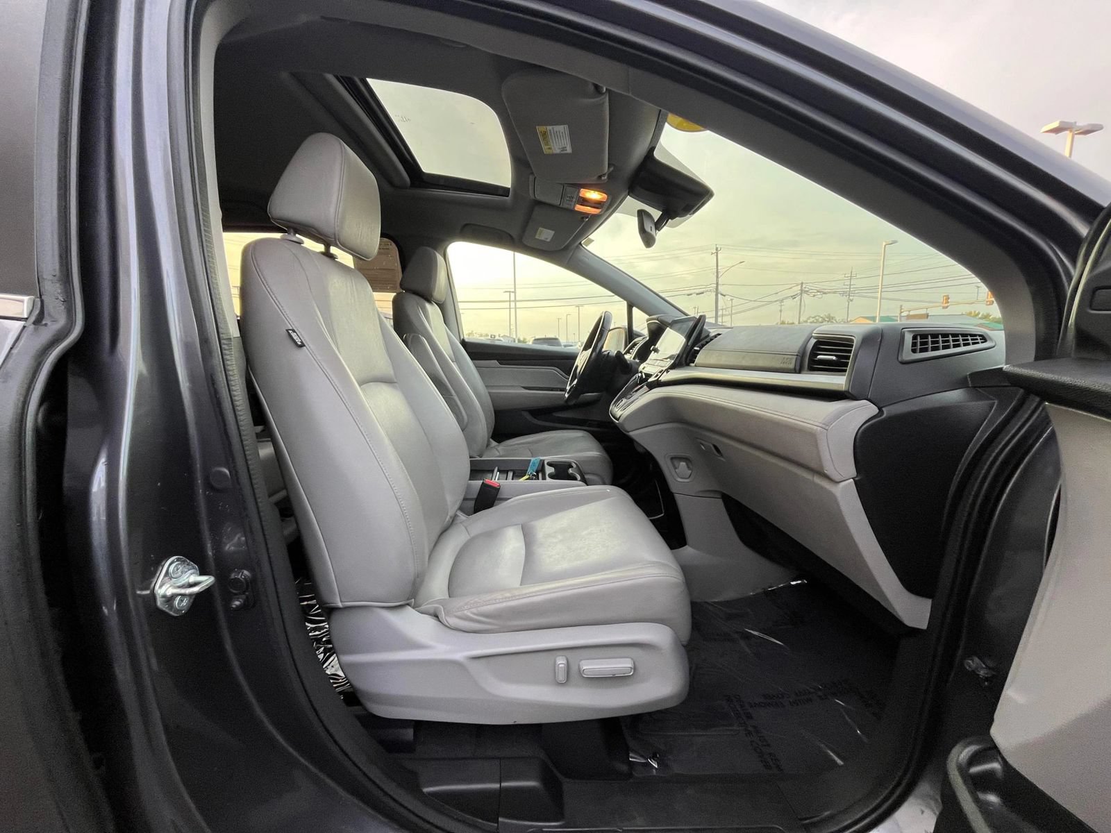 Used 2018 Honda Odyssey EX-L image 31