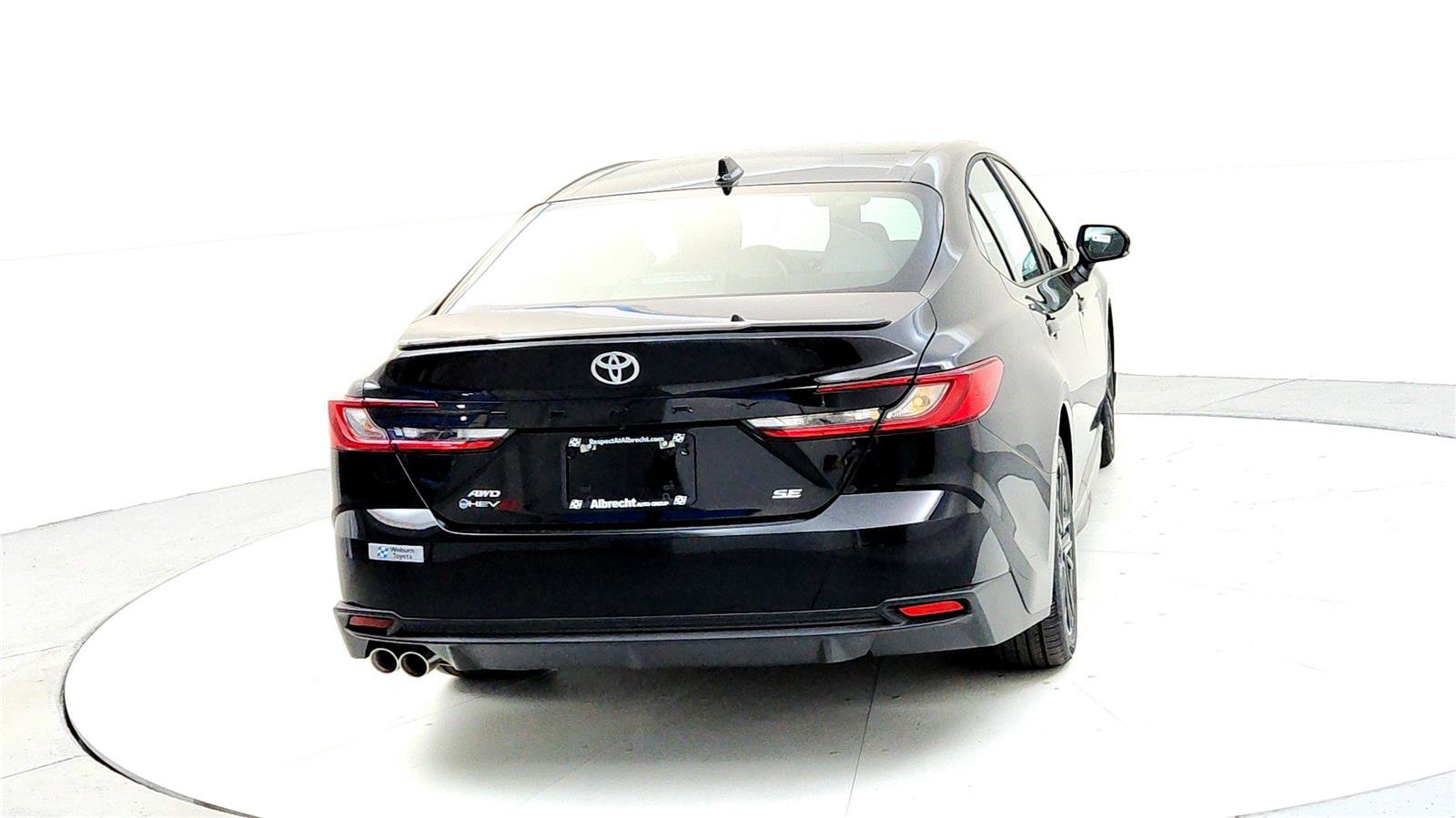 New 2026 Toyota Camry SE image 5