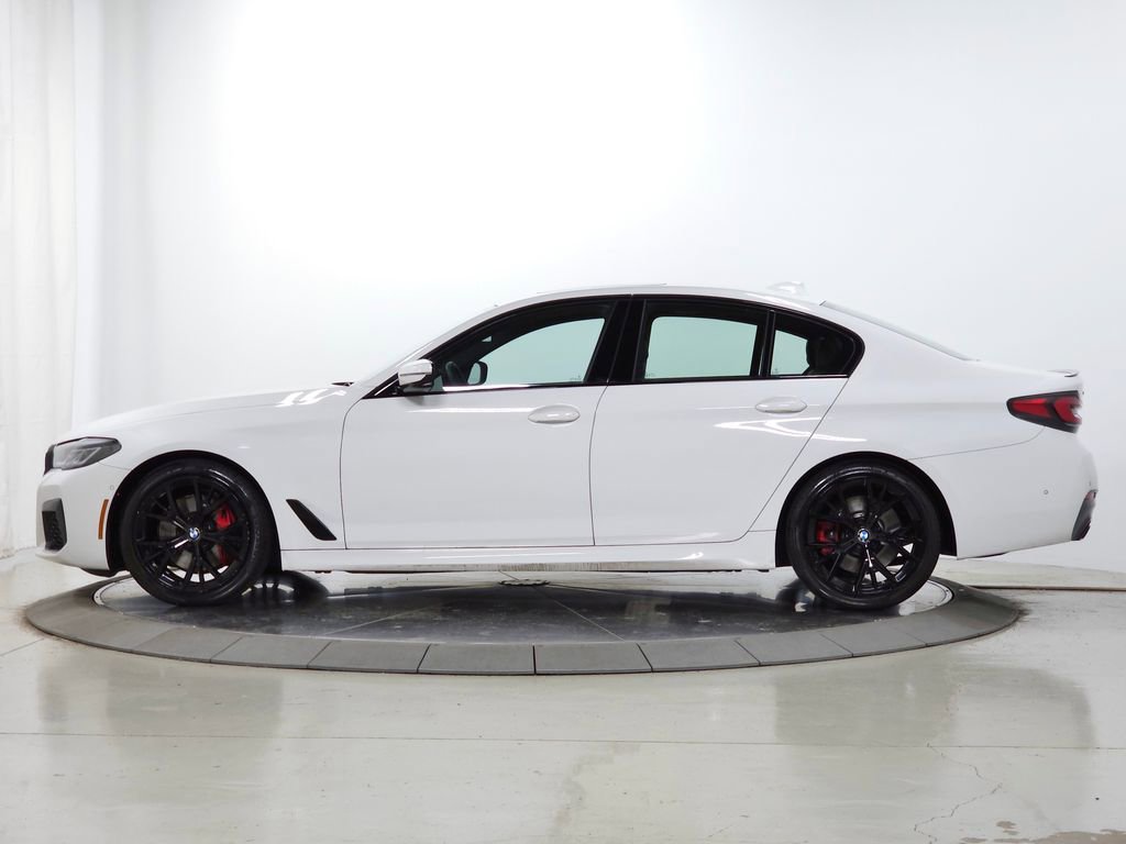 Used 2023 BMW 530i xDrive w/ M Sport Package AWD/4WD image 4
