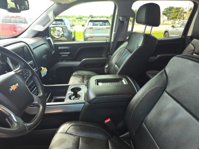 Used 2017 Chevrolet Silverado 1500 LTZ Z71 w/ LTZ Plus Package AWD/4WD image 17