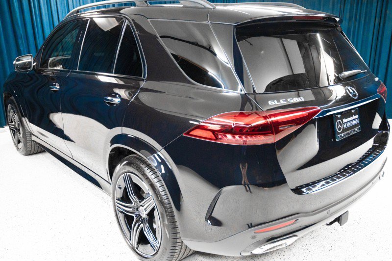 New 2026 Mercedes-Benz GLE 580 4MATIC image 7