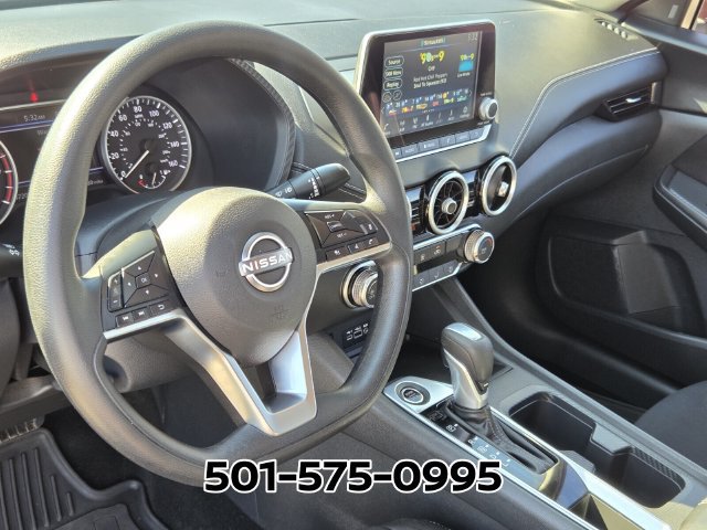 Used 2025 Nissan Sentra SV FWD image 9