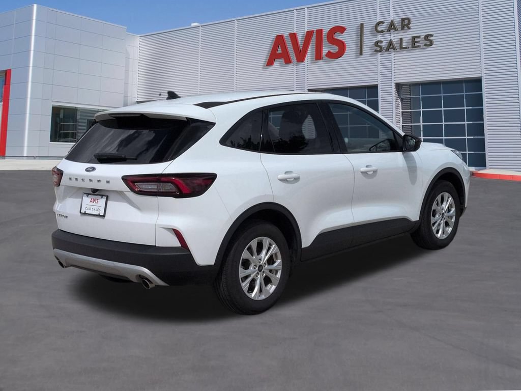 Used 2025 Ford Escape Active FWD image 6