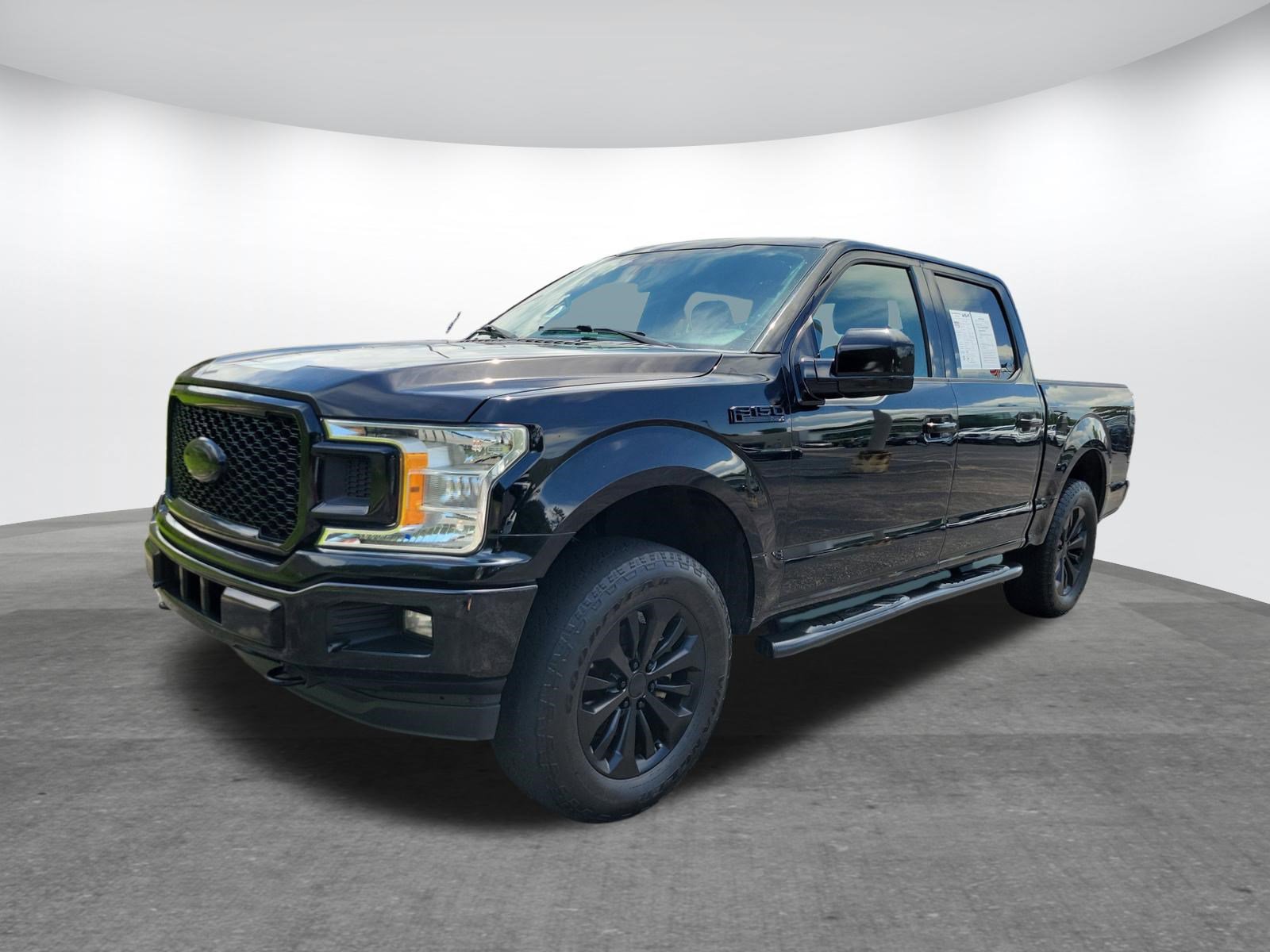 Used 2019 Ford F150 XL w/ Equipment Group 101A Mid AWD/4WD image 17