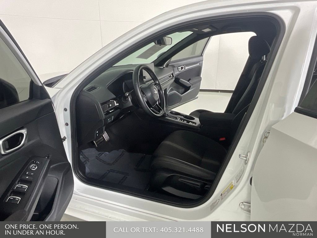 Used 2022 Honda Civic Sport image 11