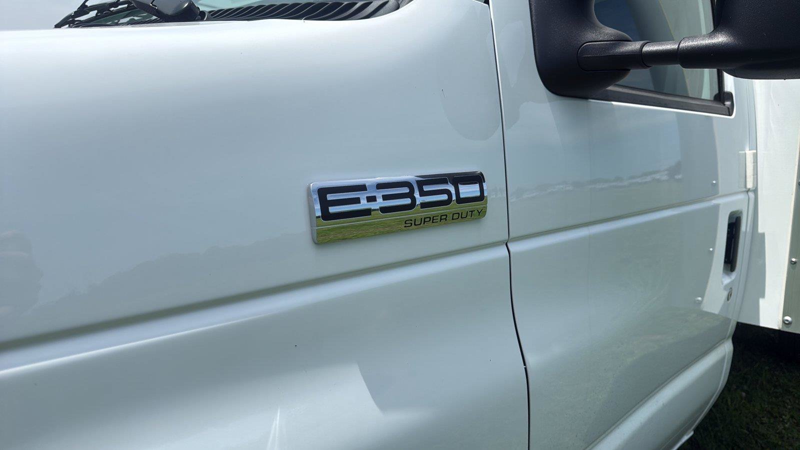 New 2027 Ford E-350 and Econoline 350 Super Duty w/ Power Equipment Group RWD image 23