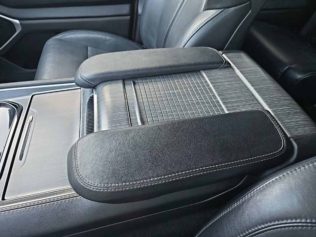 Used 2024 Jeep Wagoneer Series II image 71