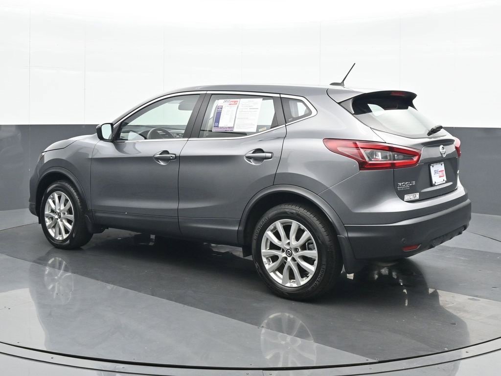 Used 2022 Nissan Rogue Sport S image 4