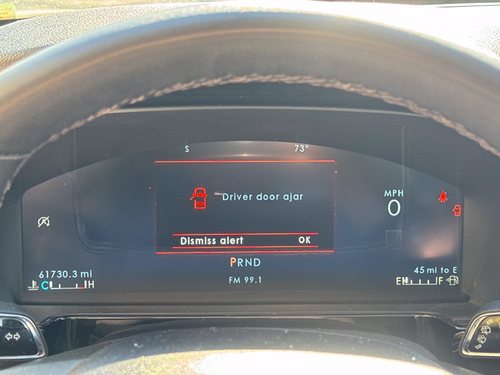 Used 2023 Lincoln Corsair AWD image 16