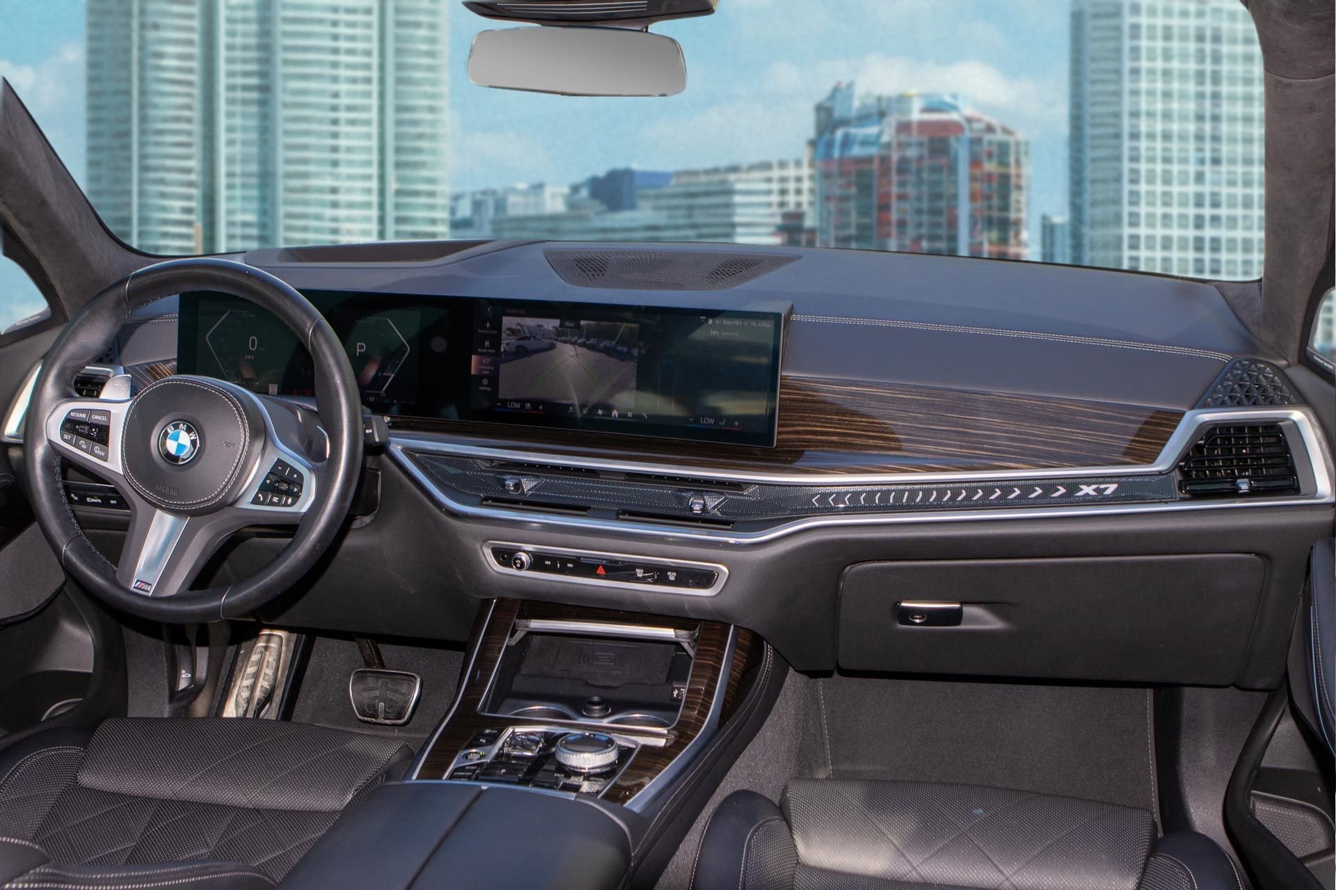 Used 2024 BMW X7 xDrive40i w/ Executive Package image 23