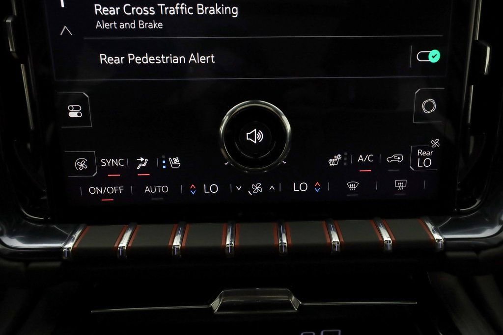 Used 2025 GMC Yukon AT4 Ultimate image 40