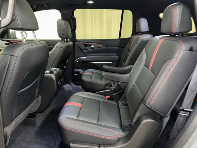 Used 2024 Chevrolet Traverse RS w/ LPO, Floor Liner Package image 18