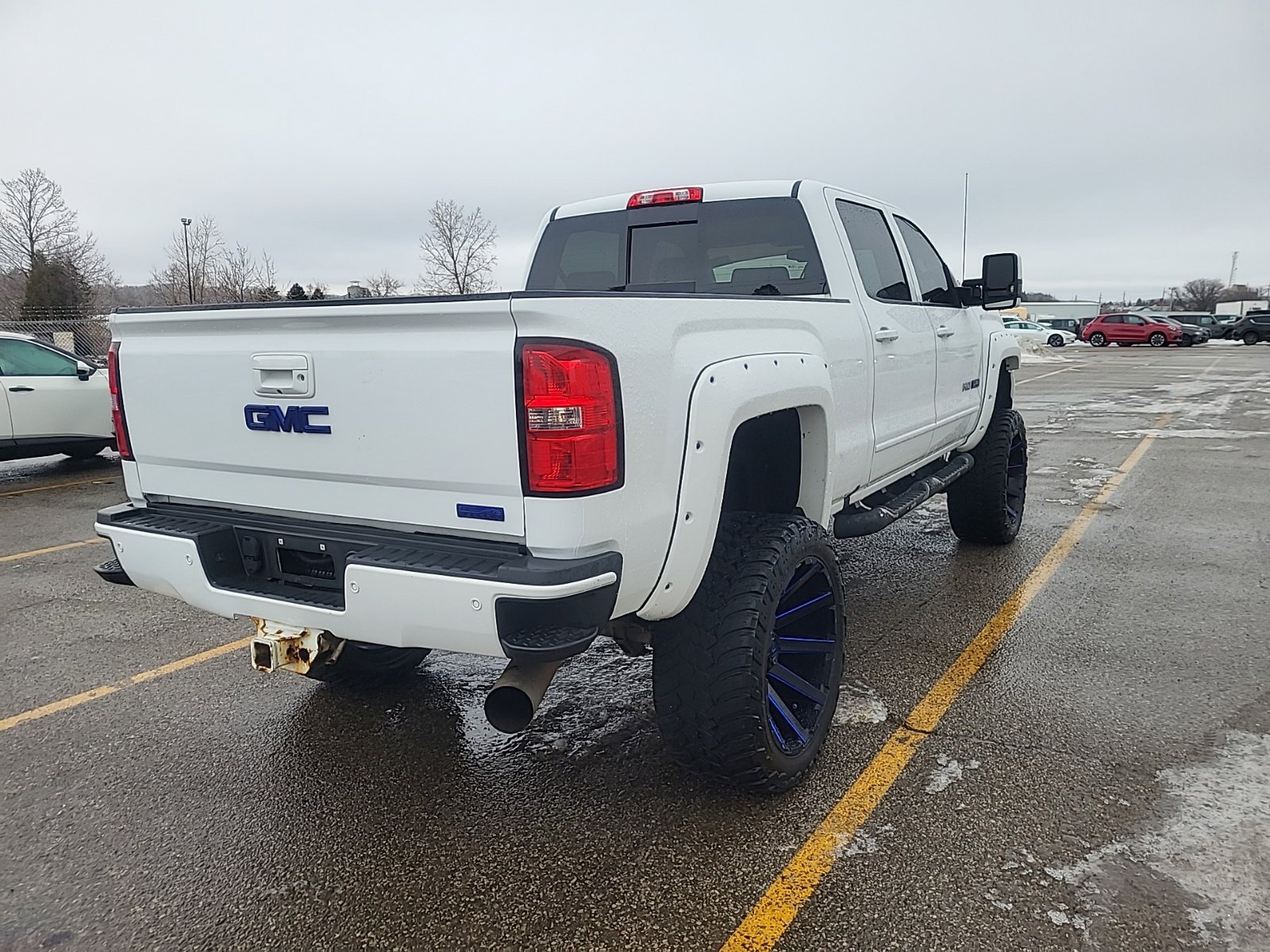Used 2019 GMC Sierra 2500 SLT image 3