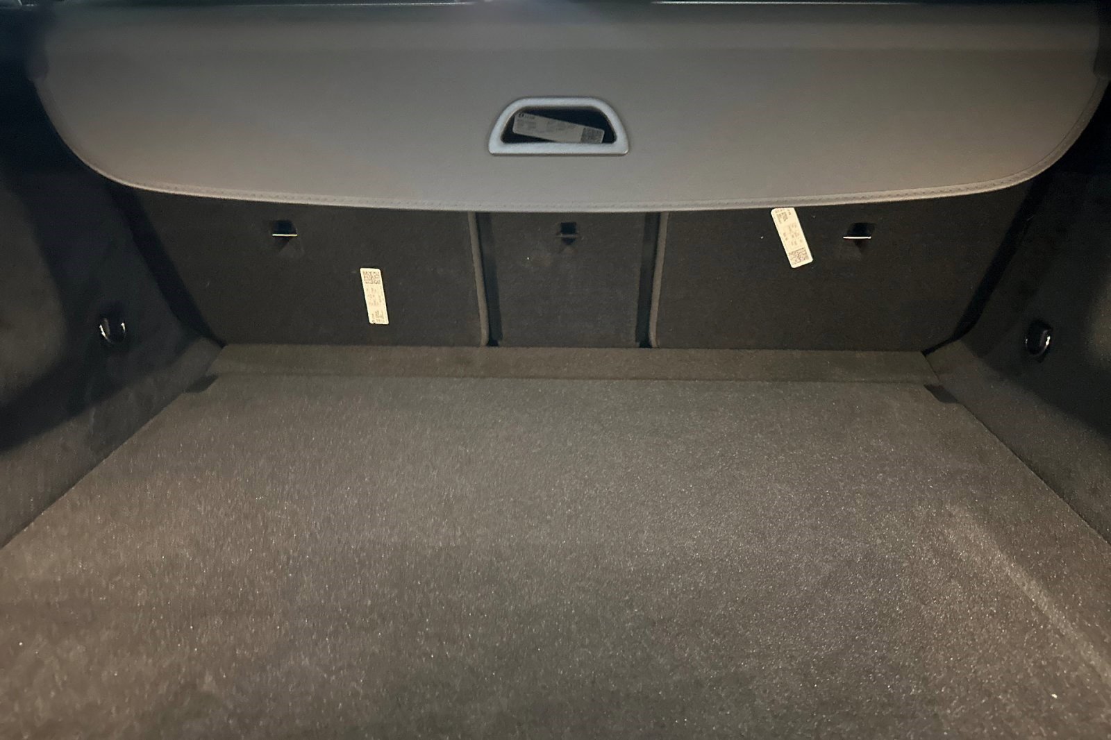 Used 2026 Mercedes-Benz EQE 320 4MATIC SUV image 28