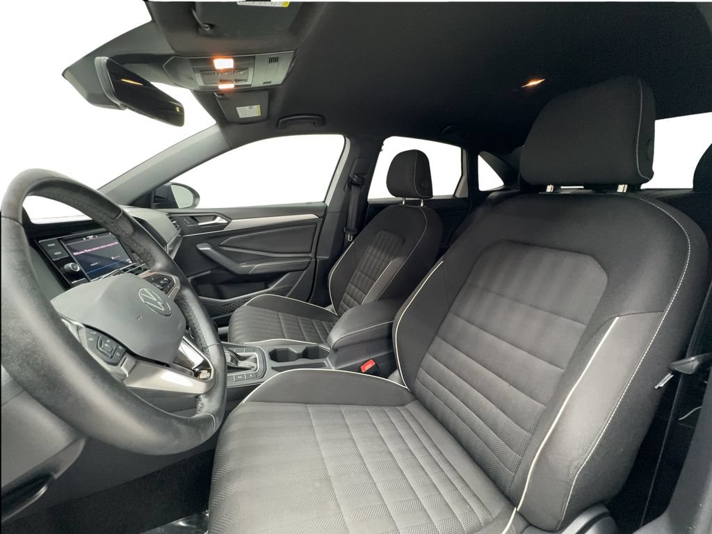 Used 2024 Volkswagen Jetta Sport FWD image 18