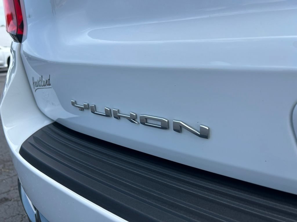 Used 2025 GMC Yukon AT4 w/ AT4 Premium Plus Package AWD/4WD image 16