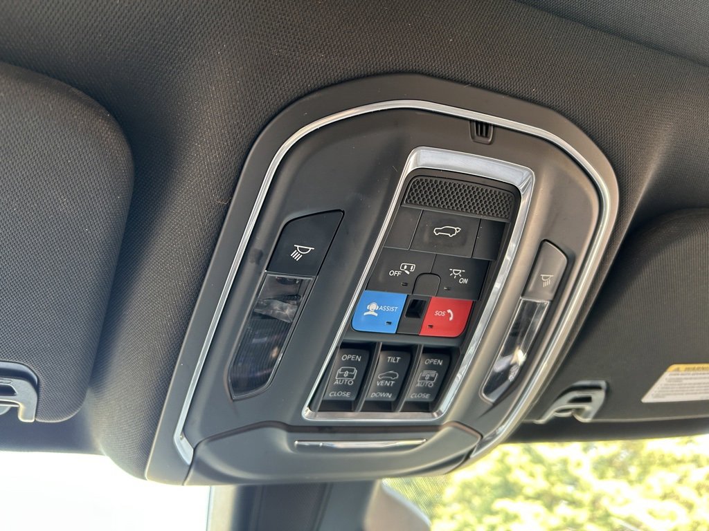 Used 2022 Jeep Wagoneer Series III w/ Premium Group I image 65