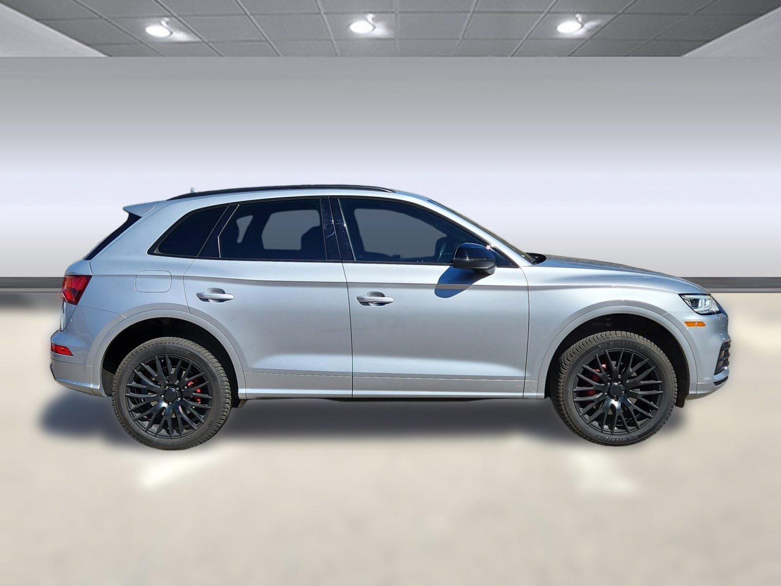 Used 2020 Audi SQ5 Premium Plus w/ Premium Plus Package image 8