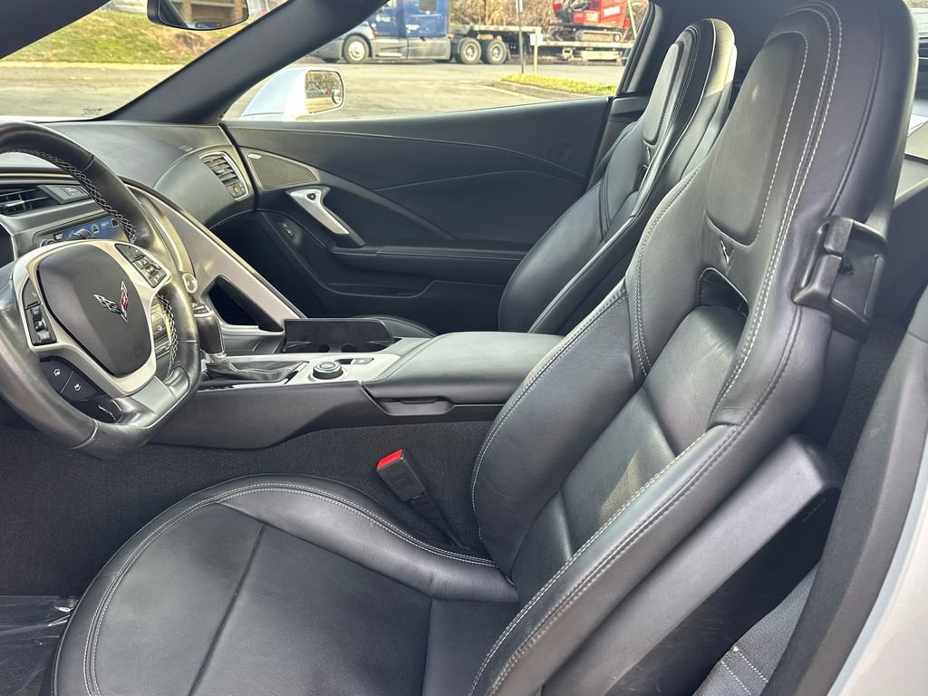 Used 2019 Chevrolet Corvette Stingray Convertible w/ 2LT Preferred Equipment Group image 18