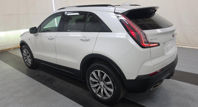 Certified 2022 Cadillac XT4 Sport w/ Enhanced Visibility Package AWD/4WD image 5