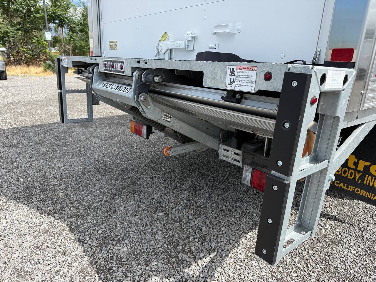 Used 2024 Chevrolet Low Cab Forward 5500HD RWD image 12