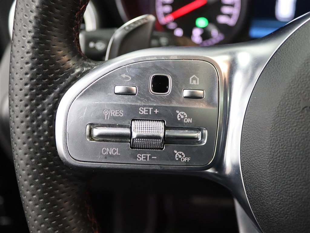 Used 2020 Mercedes-Benz GLC 43 AMG 4MATIC image 27