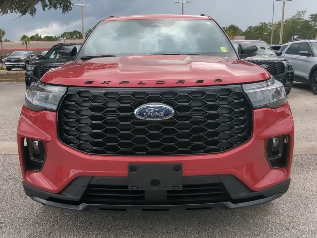 New 2026 Ford Explorer ST-Line w/ ST-Line Street Pack RWD image 10