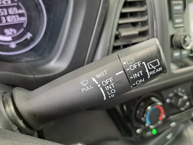 Used 2022 Honda HR-V LX image 11