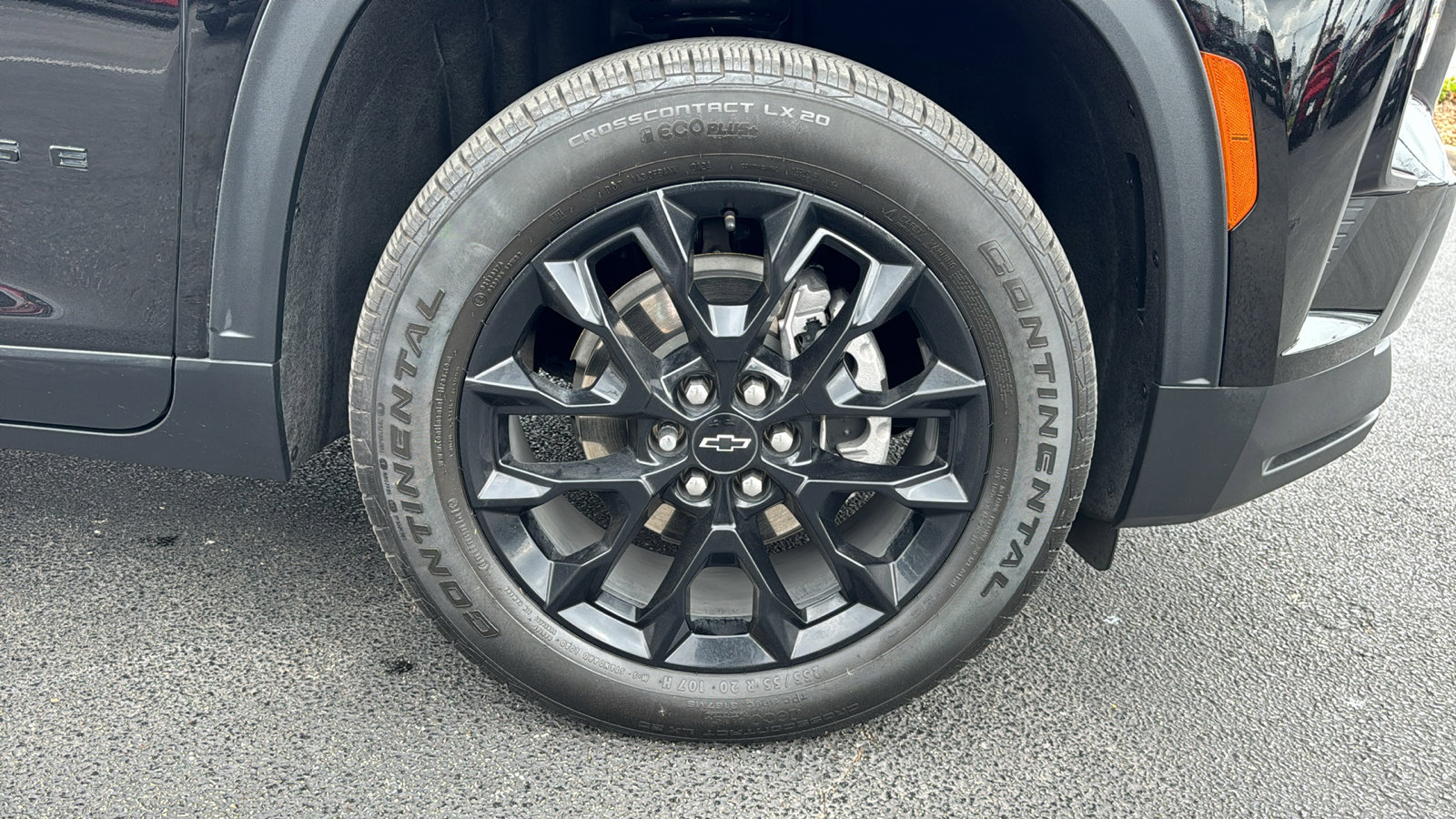 Used 2024 Chevrolet Traverse LS w/ Midnight/Sport Edition image 10