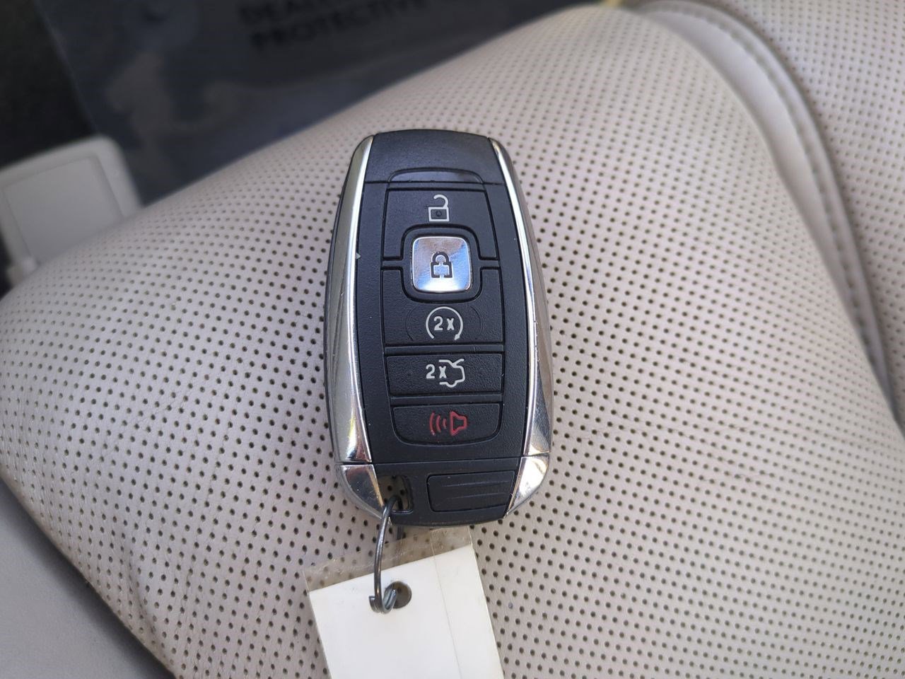 Used 2019 Lincoln Continental Reserve image 29