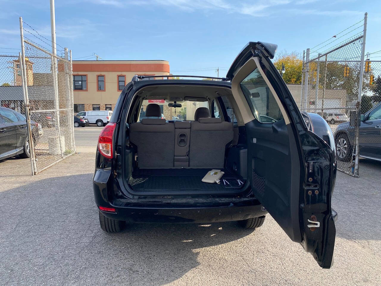 Used 2007 Toyota RAV4 2WD image 26