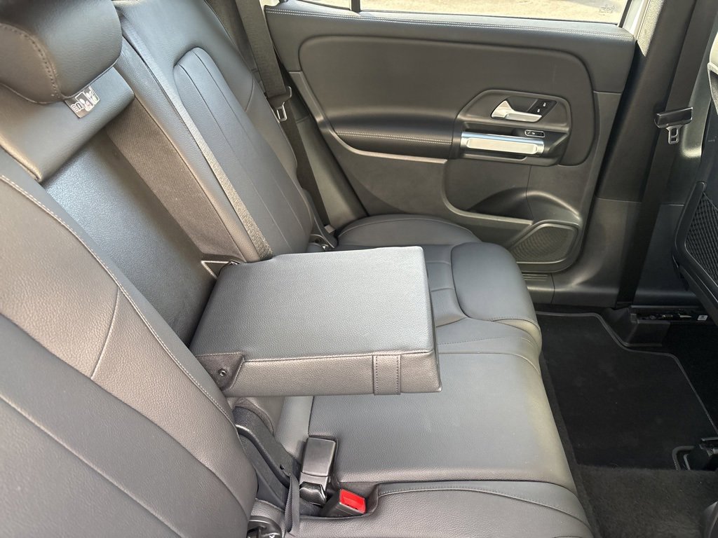 Used 2024 Mercedes-Benz GLB 250 image 20
