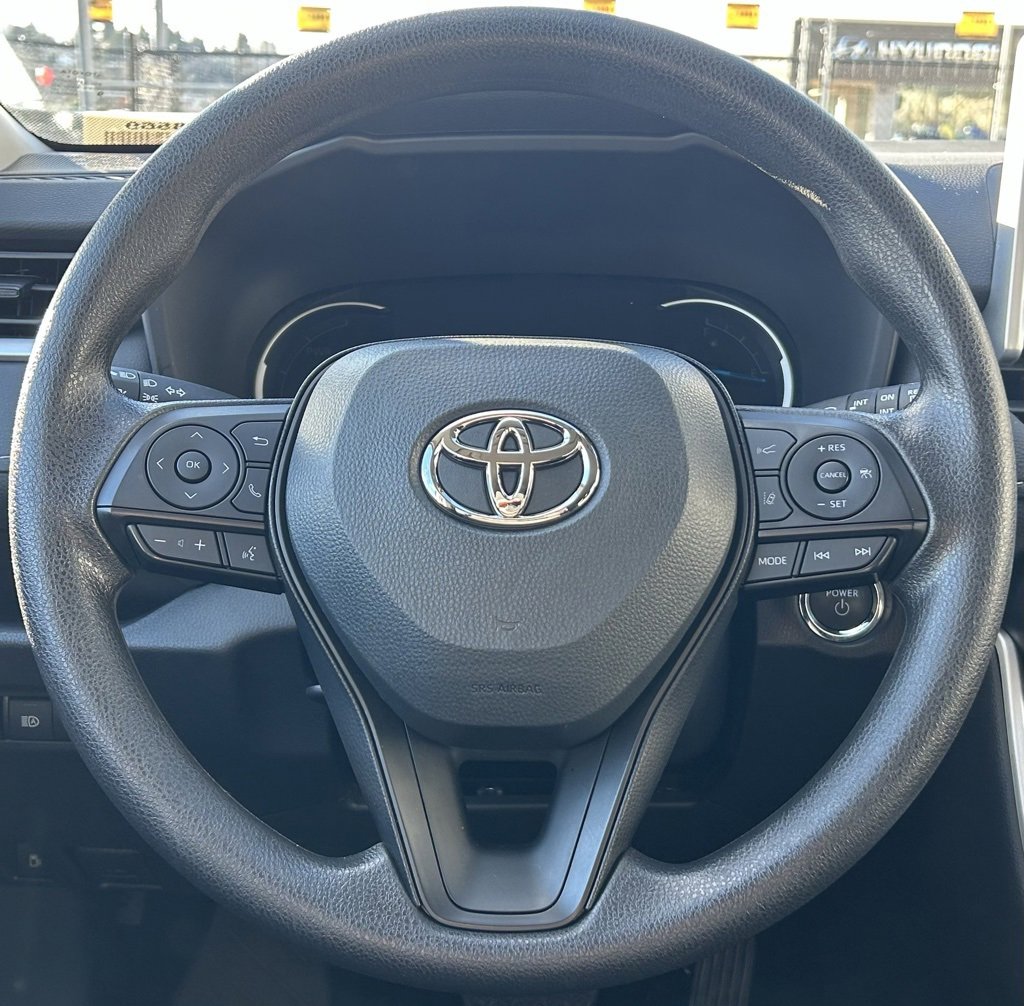 Certified 2025 Toyota RAV4 XLE image 19