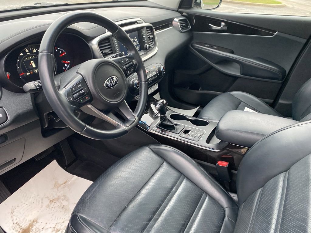 Certified 2018 Kia Sorento EX w/ EX Advanced Touring Package image 21