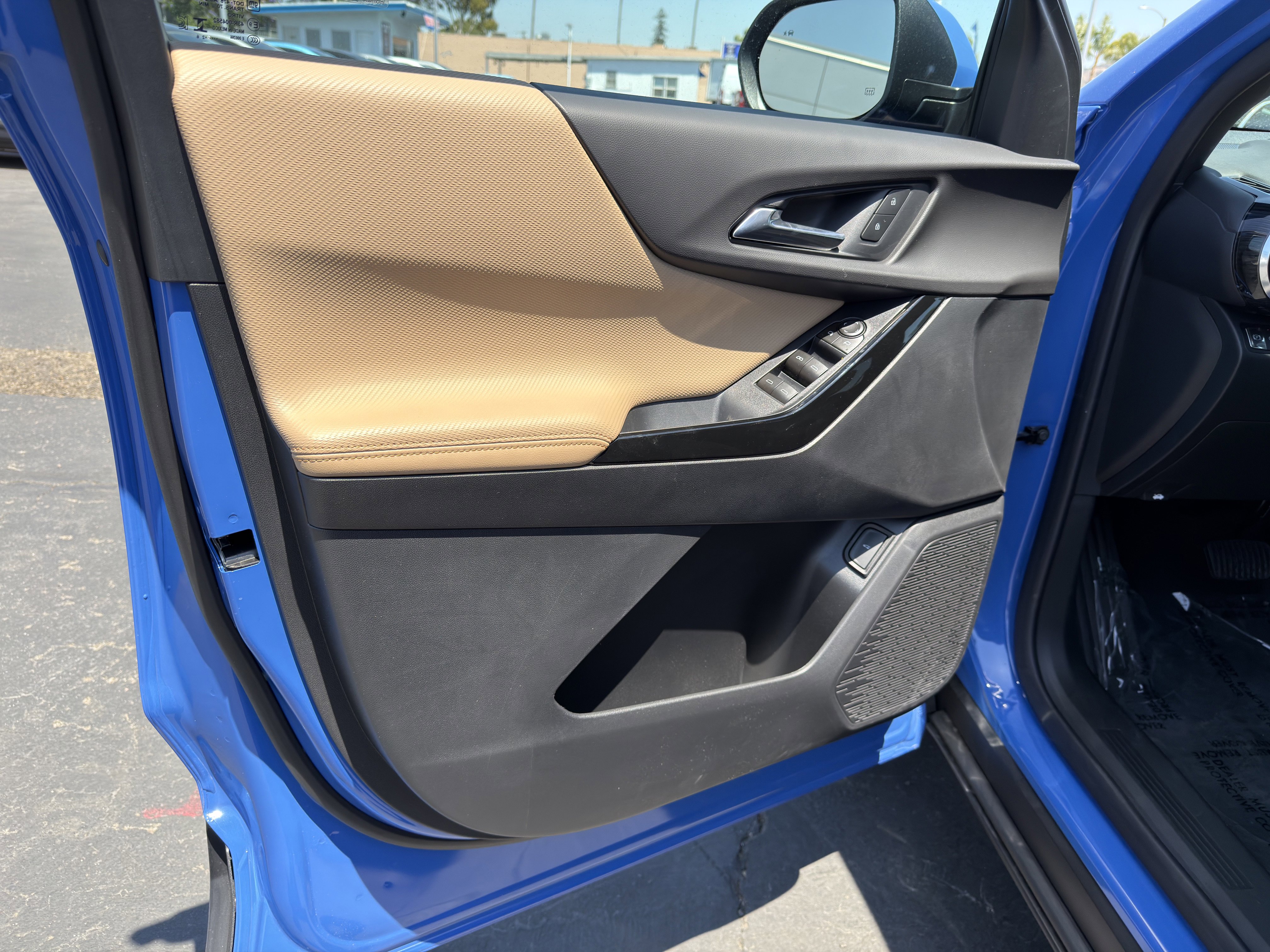 New 2026 Chevrolet Equinox ACTIV w/ Safety and Technology Package FWD image 23