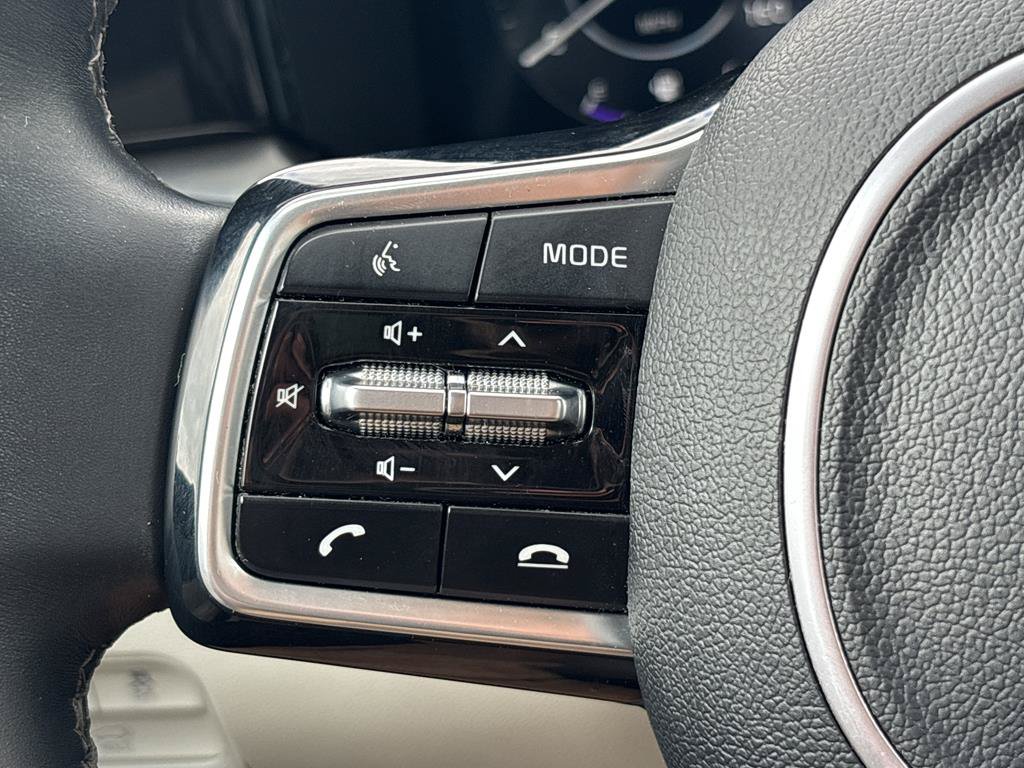 Used 2023 Kia Sorento SX AWD/4WD image 10