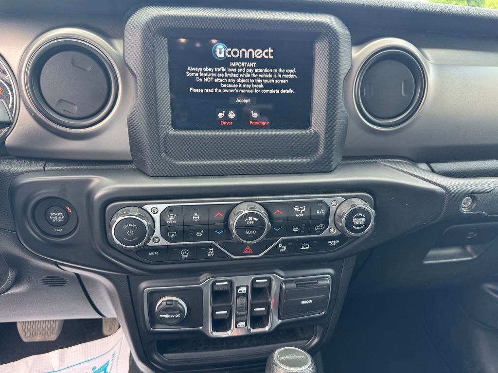 Used 2020 Jeep Gladiator Sport w/ Quick Order Package 24S AWD/4WD image 15